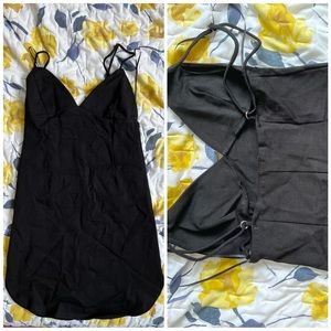 The little black dress / La petite robe noire